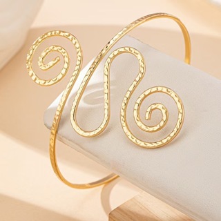 Braçadeira ajustável de venda quente com fio espiral, pulseira de empilhamento, padrão simples, joias internacionais, pu em Oferta na Shopee