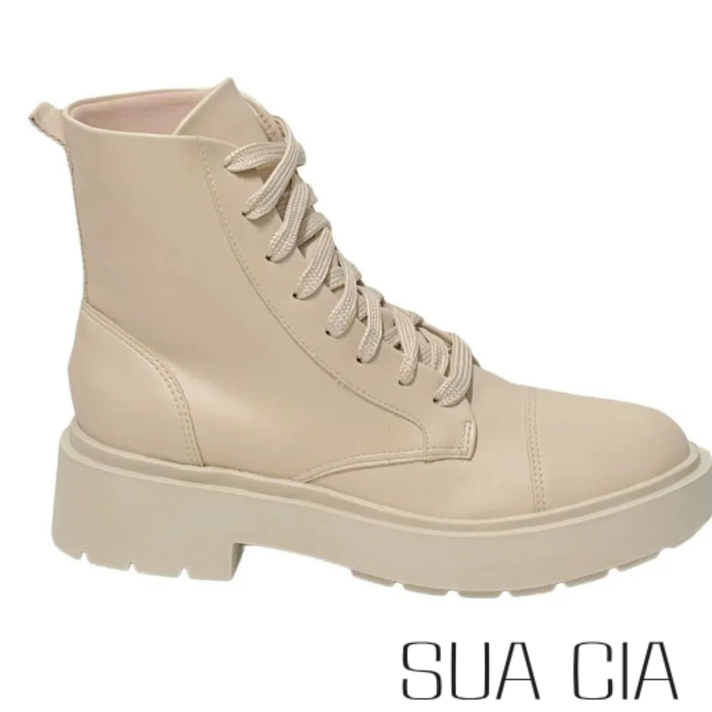 Bota Feminina Sua Cia Cano Médio Tratorada Coturno com Cadarço Areia Bege Salto Médio