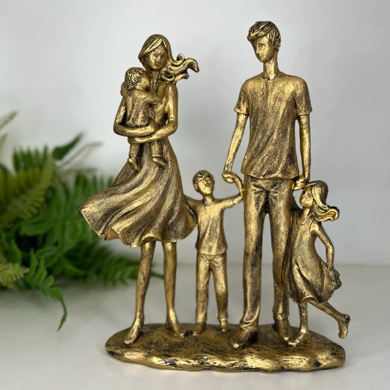 Escultura Estátua Obra Familia com 3 Crianças Pai, Mãe, Menina e Dois Meninos Design de Interior