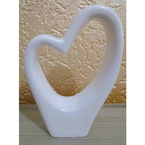 Escultura Decorativa de Coração Gesso Branca enfeite de sala quarto decoração em Oferta na Shopee