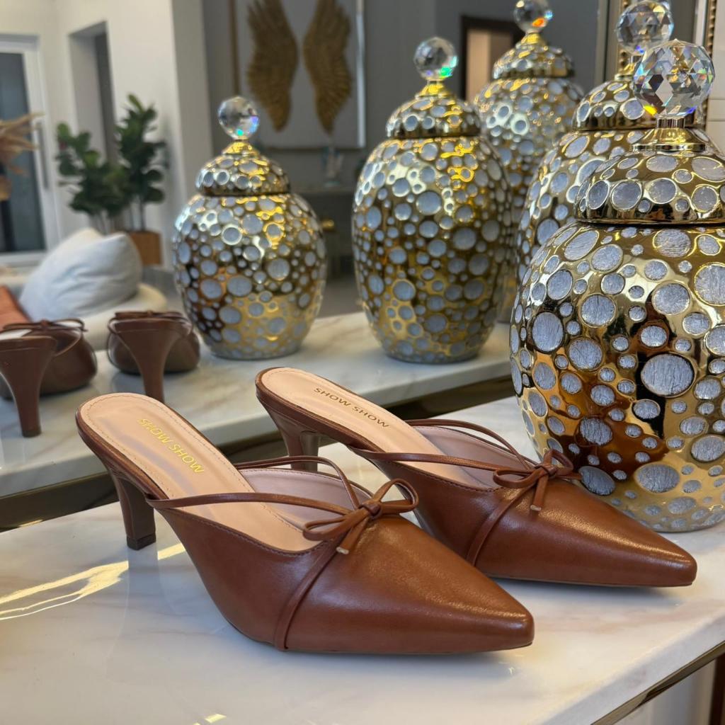 SHOW SHOW MULE DETALHE LAÇO SALTO MEDIO 7 CM em Oferta na Shopee