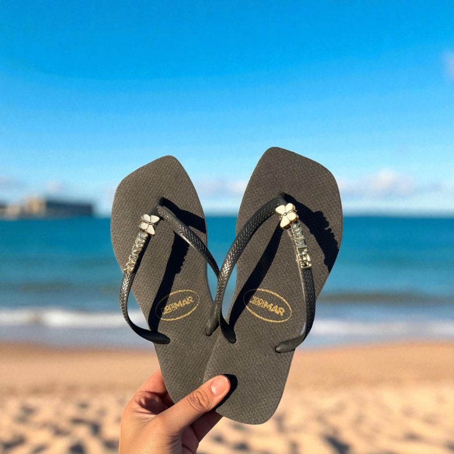 Chinelo Feminino do 33 ao 40 Com Detalhe Borboleta Metal - Super Confortável Leve Macio ENVIO RÁPIDO