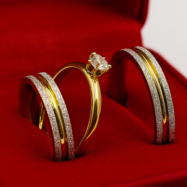 Aliança de Namoro Compromisso com Solitário e Caixa de Veludo Noivado Ouro Diamantada 4mm em Oferta na Shopee