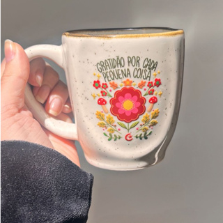 Caneca Hippie Névoa - Gratidão em Oferta na Shopee