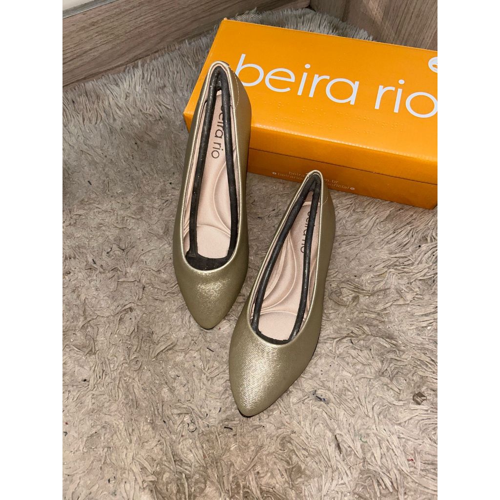 Sapatilha feminina Beira Rio Napa Dourado Metalizado, casual dia a dia elegante ,confortável