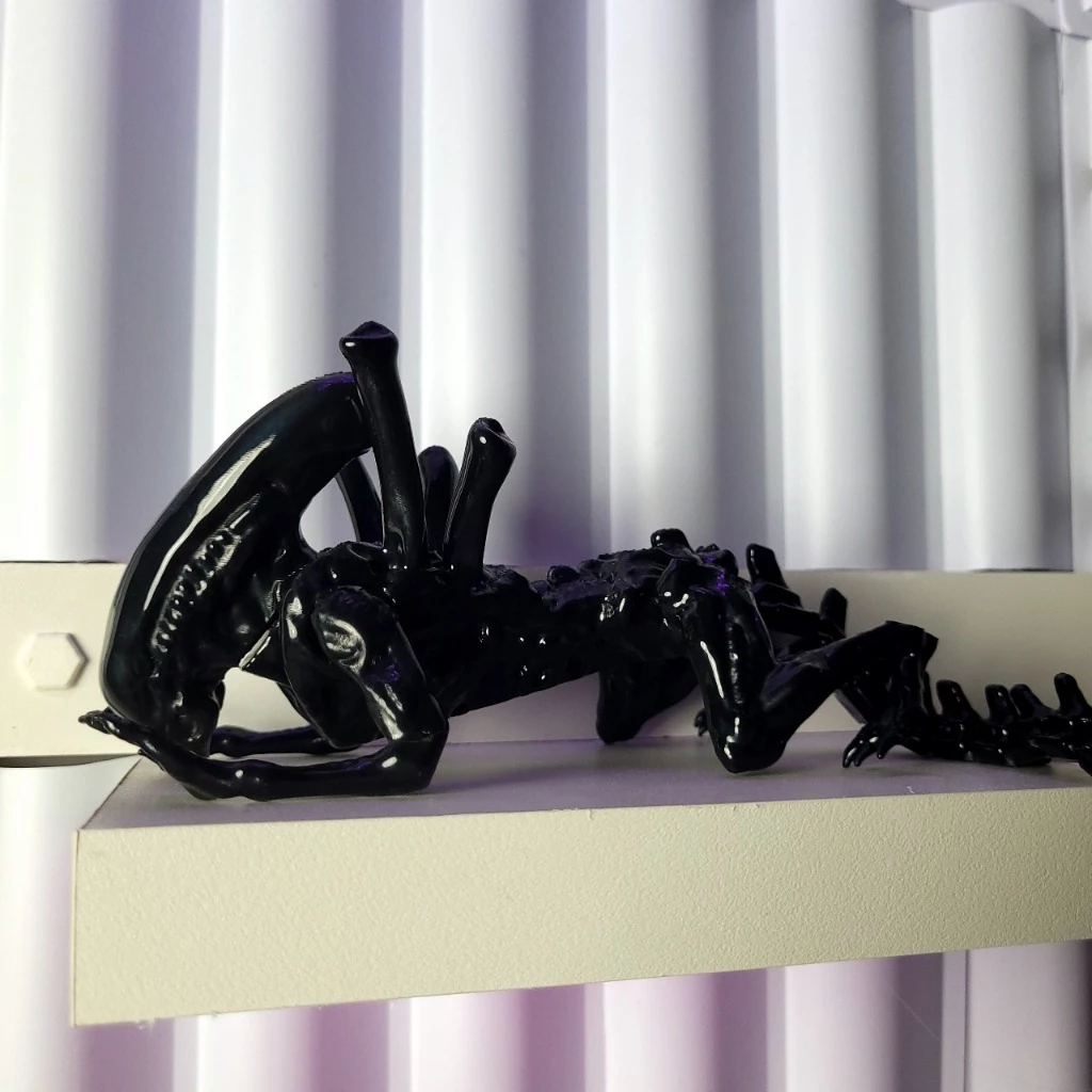 Alien Xenomorfo Articulado Figura de Ação