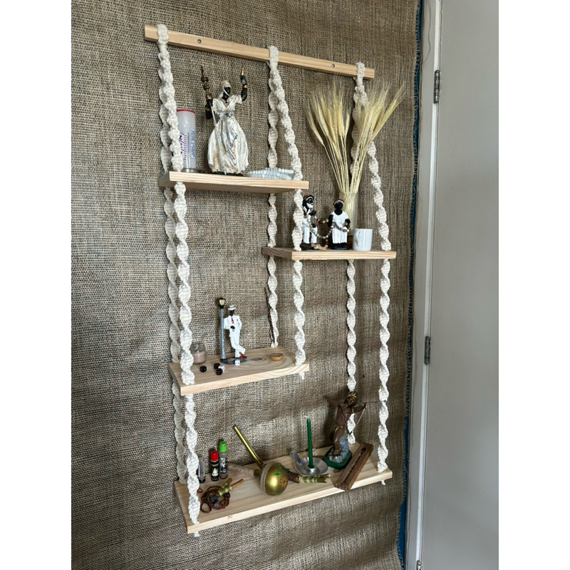 Congá de macrame / altar Umbanda / candomblé / prateleiras / Artesanal / congá Jurema em Oferta na Shopee