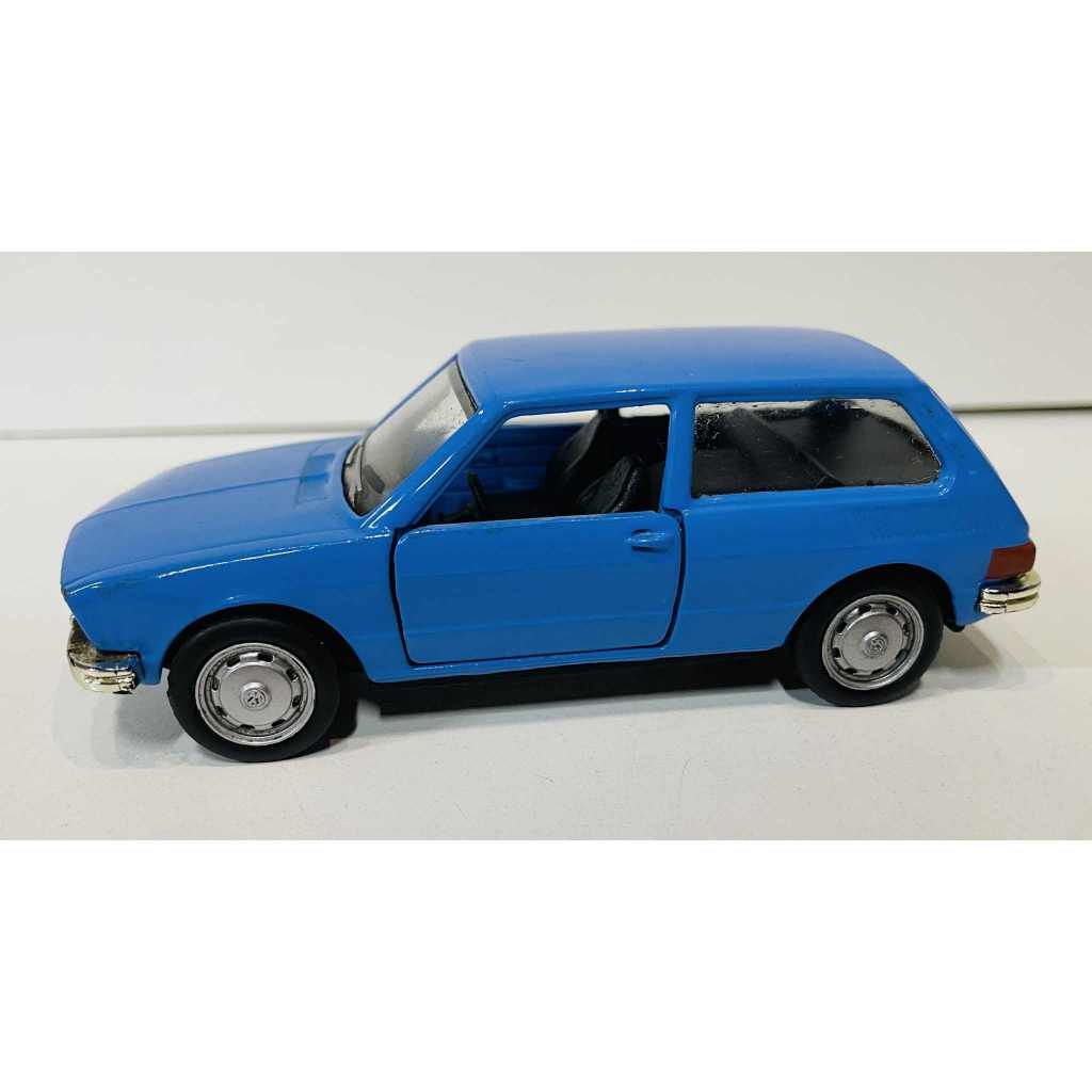 Miniatura Carro carrinho Volkswagen Brasília Colecionável Coleção 1/43
