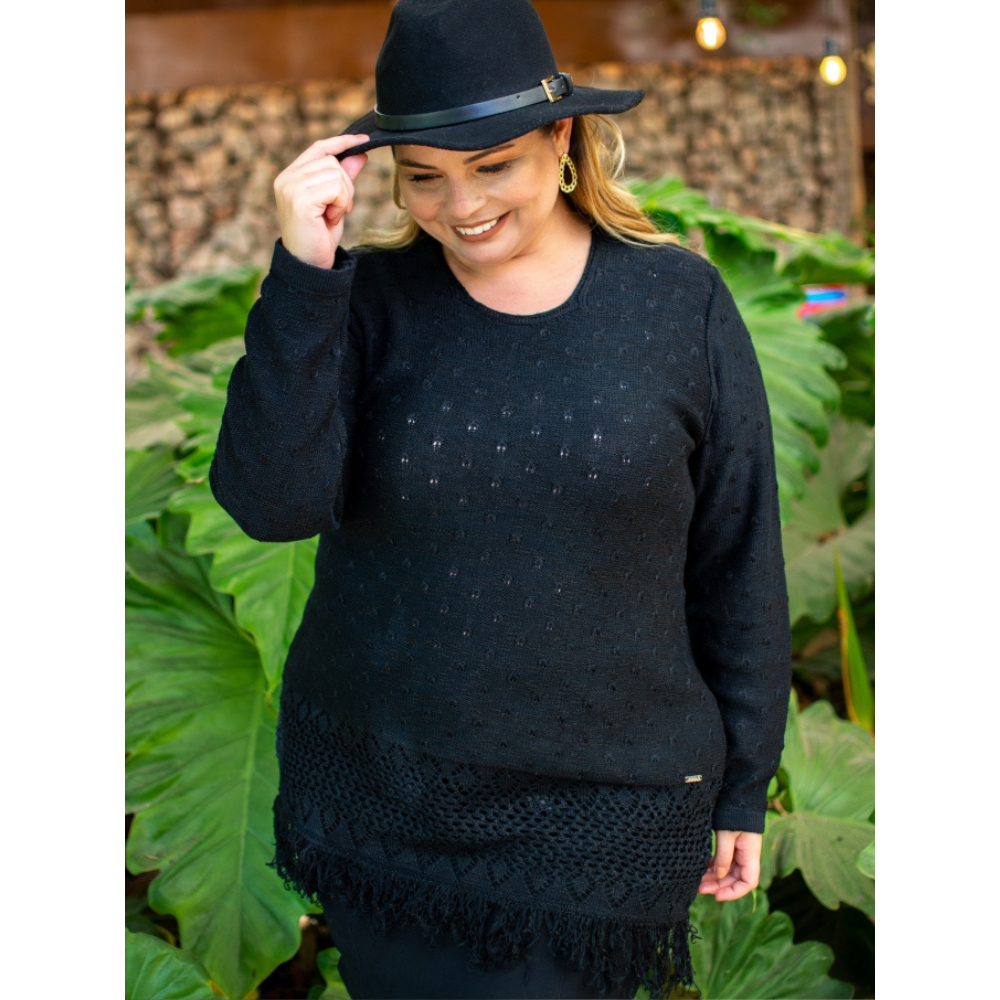 Blusa Tricô Feminina Plus Size com Detalhe Vazado e Franja Tricot