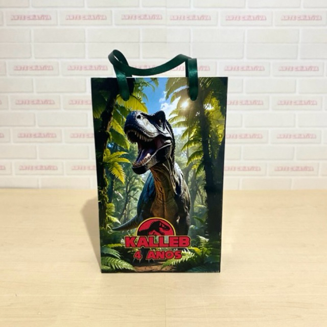 Lembrancinha Personalizada Sacolinha Pequena Dinossauro Jurassic Park PEGUE E MONTE