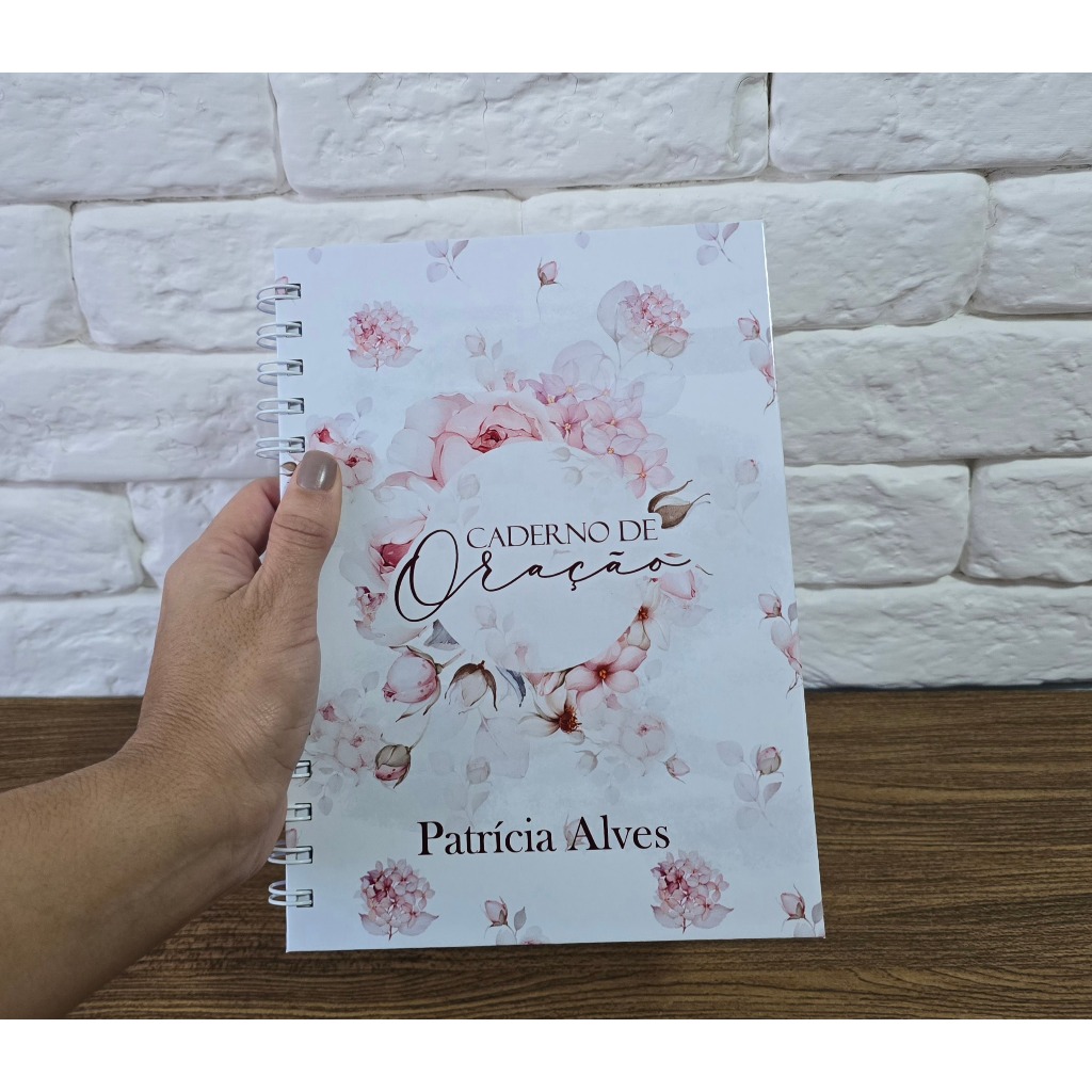 Caderno de Oração Personalizado Capa Dura Com Nome Floral