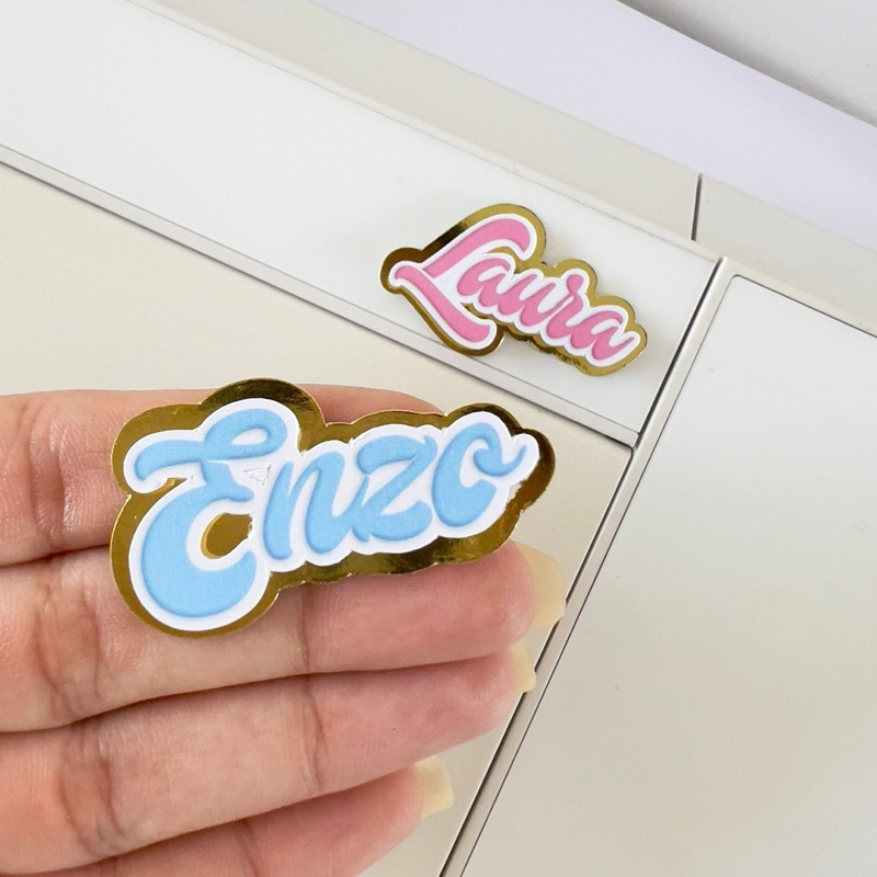 Aplique 3D Nome Personalizado | Papel 240g + Lamicote Dourado/Prata | Lembrancinha Festa