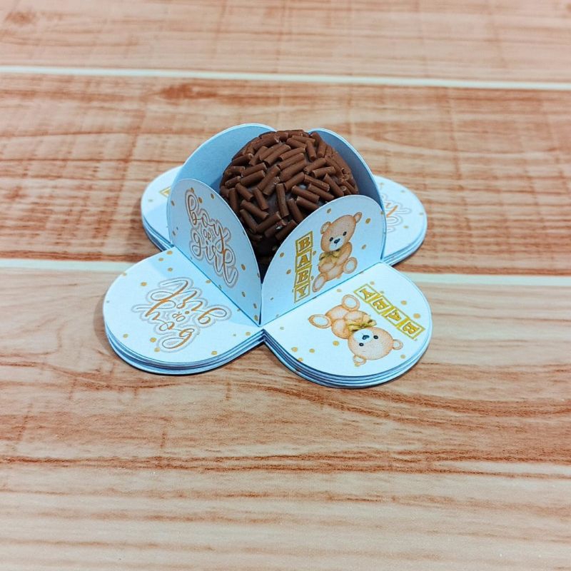 Forminhas para Docinhos e Brigadeiros Chá Revelação Neutro Ursinho Dourado