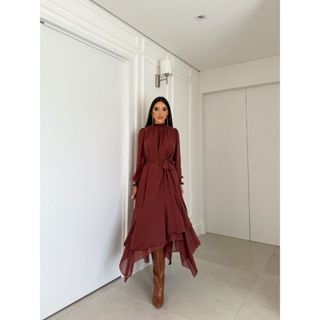 Vestido Midi Assimétrico Manga Longa em Oferta na Shopee