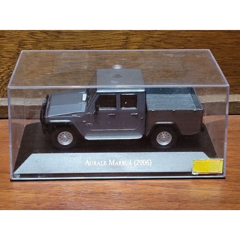 Agrale Marruá 2006 - Coleção Carros Inesquecíveis do Brasil - Carrinho Miniatura 1/43