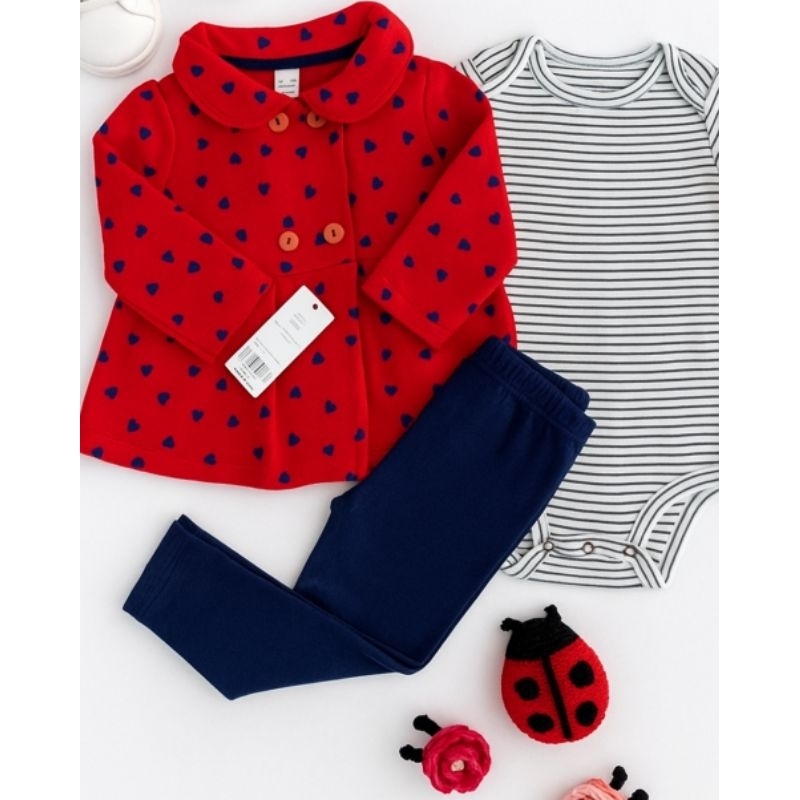 Conjunto inverno bebê trio agasalho importado original Body calça e blusa vermelha com coração.