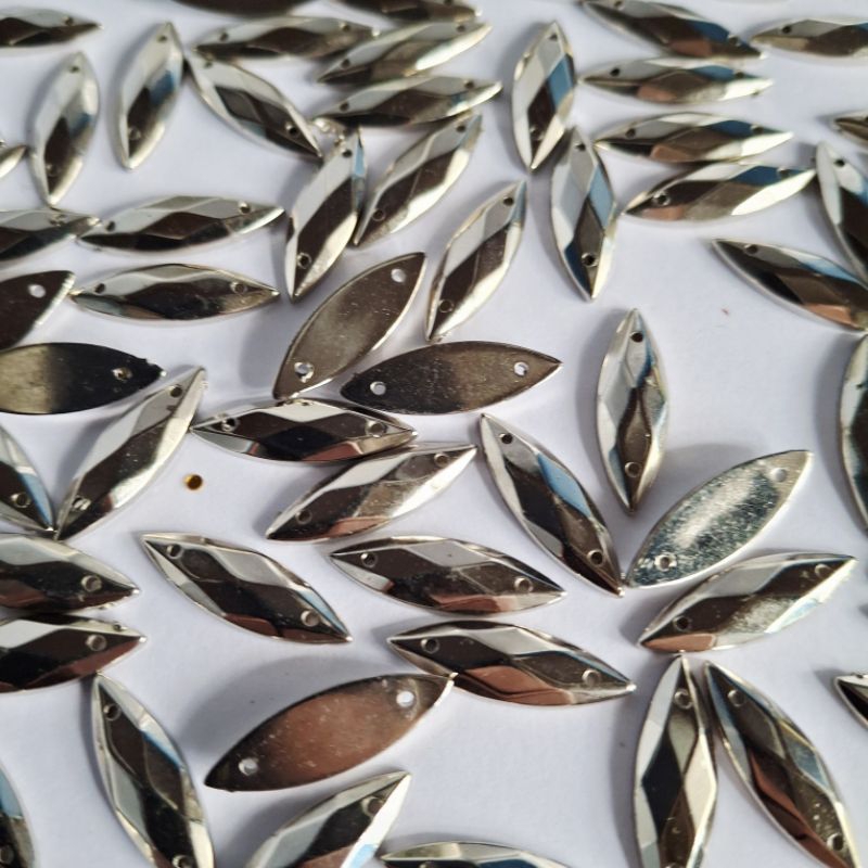 Chaton Navete Prata Metálico 21x7mm Pacote com 50 Gramas