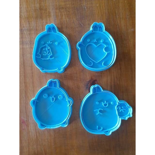 Cortadores com Marcadores Tema Molang e Piu Piu - Tamanho 5 cm em Oferta na Shopee