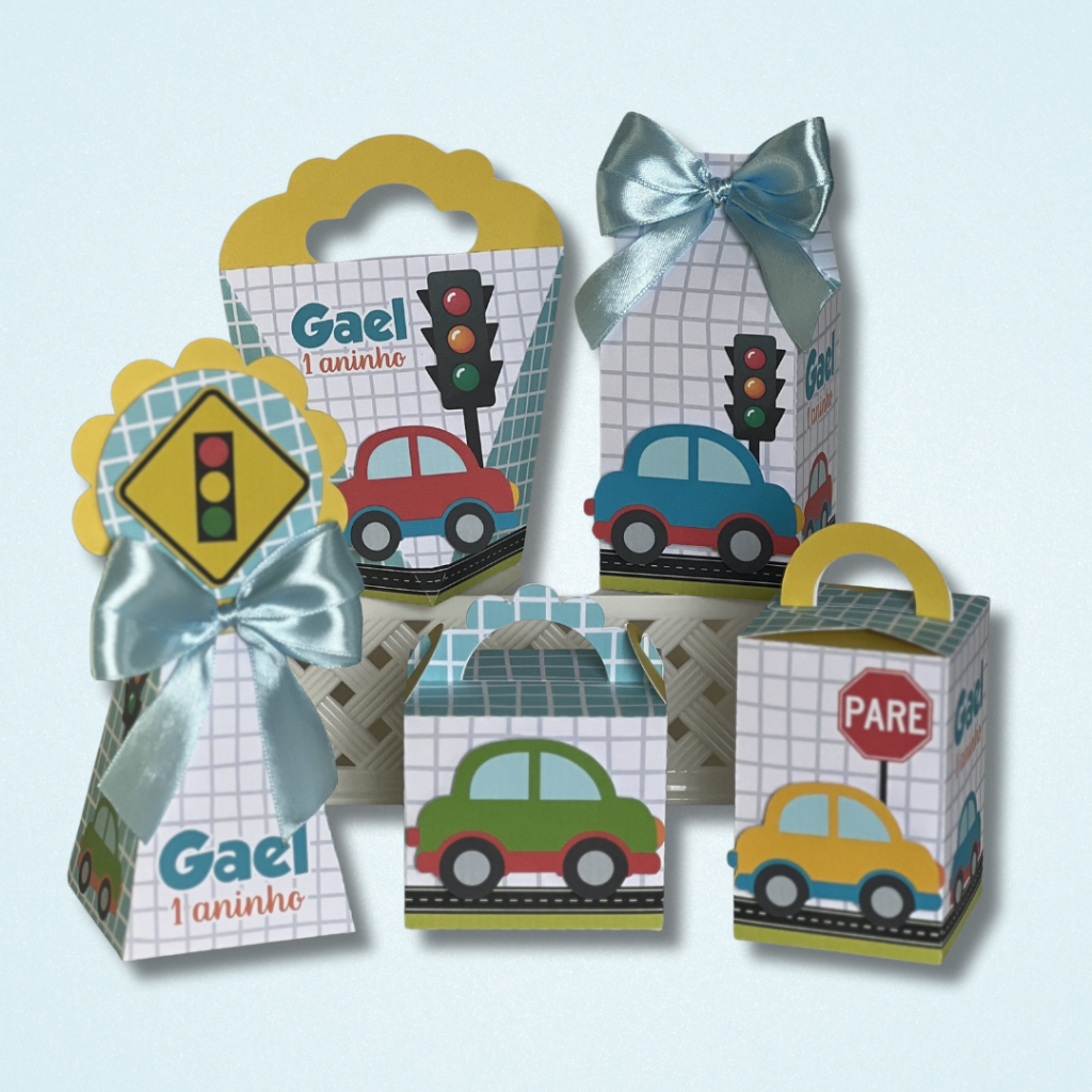 Caixinhas personalizadas kit 50 unidades aniversário lembrancinha infantil menino tema carros carrinhos
