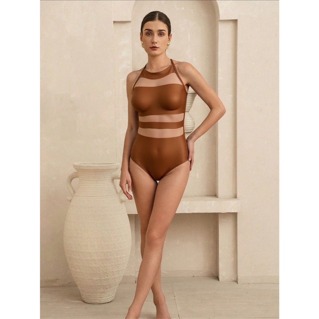 Moda Praia Feminina: Maiô com Tule e Bojo Removível + Saia Transparente com Detalhe Floral