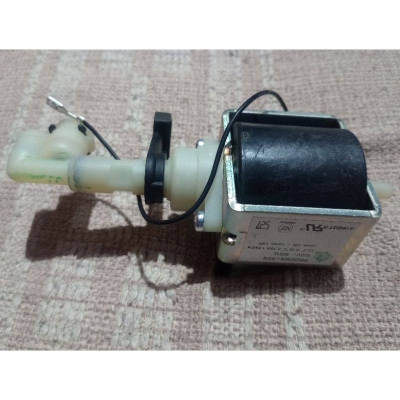Bomba d 'água cafeteira 3 corações S26 ou S27 Pop - 110V