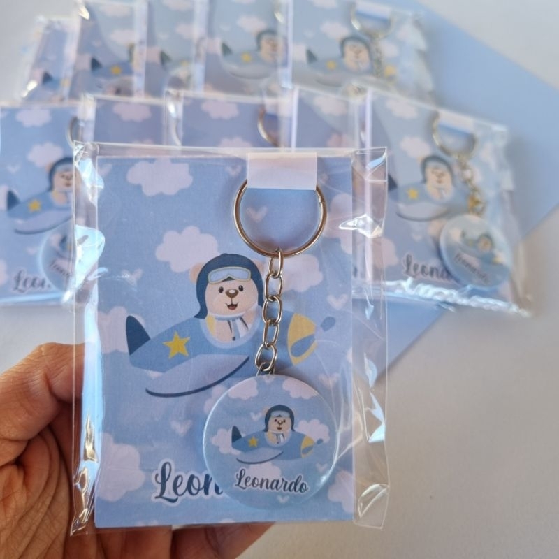 kit Lembrancinha Maternidade Ursinho Aviador Bloquinhos + Chaveiros Personalizados Nome do Bebê Lembrança Nascimento
