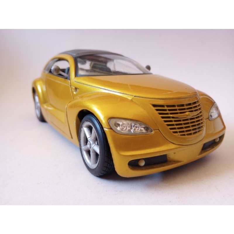 Miniatura Chrysler Pronto Cruiser Concept (conceito que deu origem ao Pt Cruiser) 1997 Special Edition 1:18 Maisto
