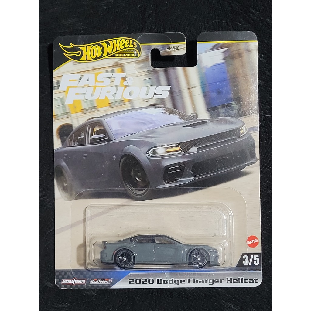 Hot Wheels Premium - 2020 Dodge Charger Hellcat - Fast Furious Velozes e Furiosos - Carrinho Miniatura 1/64 Lacrado