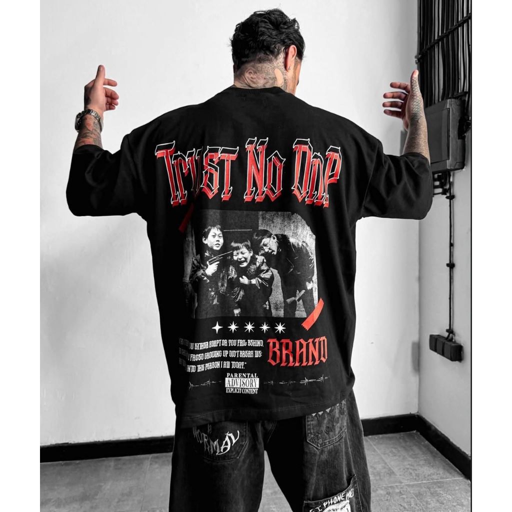Camiseta oversized preta Trust No One streetwear Aftersoul plus size algodão 220g