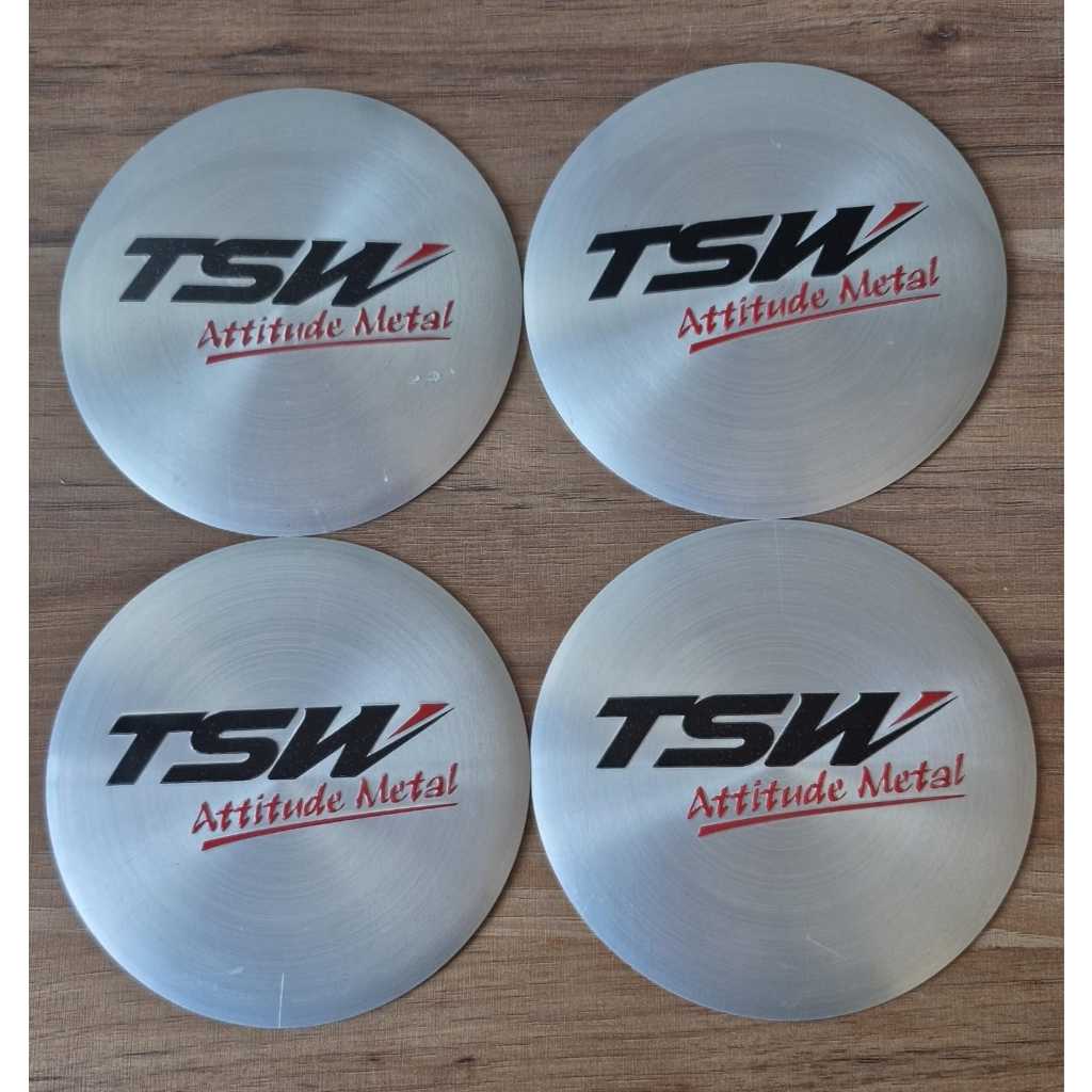 JOGO COM 4 EMBLEMAS LOGO ADESIVO PARA CALOTA DA RODA TSW 117MM PRATA LATINHA SEM RESINA (911710)