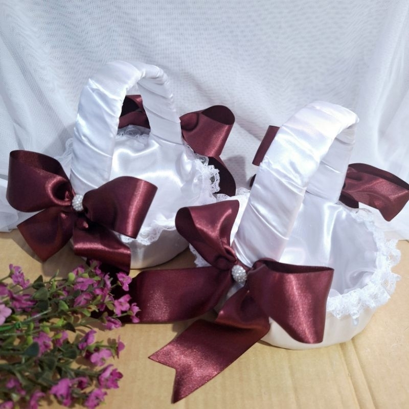 02 Cesta para Floristas Marsala e Branca Daminhas Cerimonial Pajem
