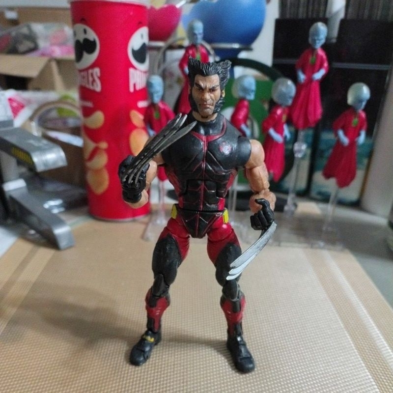 Boneco X-Men Wolverine Classics Series Ninja Strike Marvel Legends 2005 Toy Biz