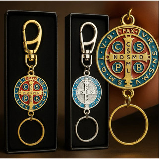 Chaveiro De Metal Medalha São Bento Com Mosquetão Dourado ou Prateado