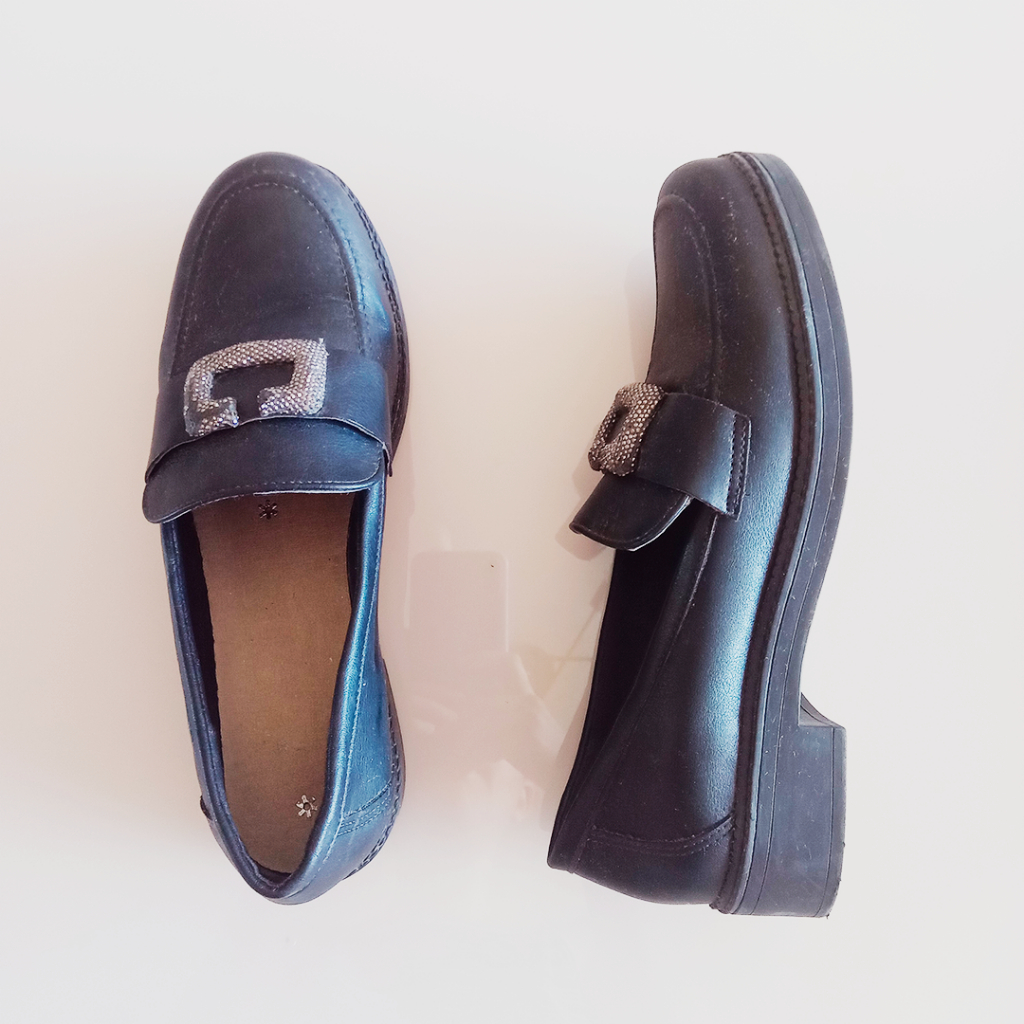 Mocassim Preto Feminino Clássico Estilo Academia Old Money - Tamanho 39 ||Bazar/Brechó/Desapego