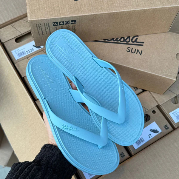 O que é Rasteira Melissa? Guia e Onde Comprar | BuscaProdutos