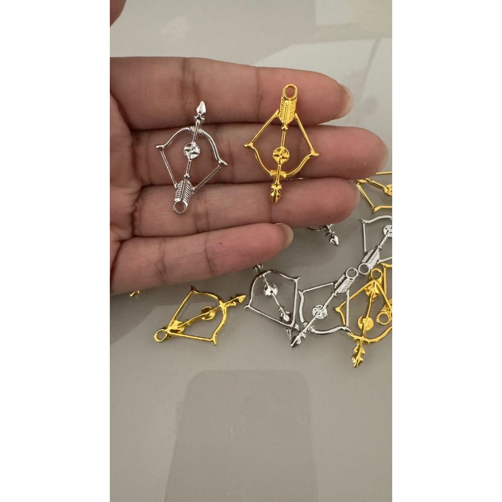 Pingente Arco e Flecha (Ofá)