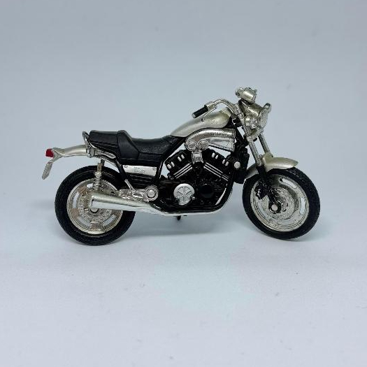 Miniatura Moto Yamaha Vmax 1200 Maisto 1:18
