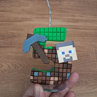 Vela decorada Minecraft em biscuit em Oferta na Shopee