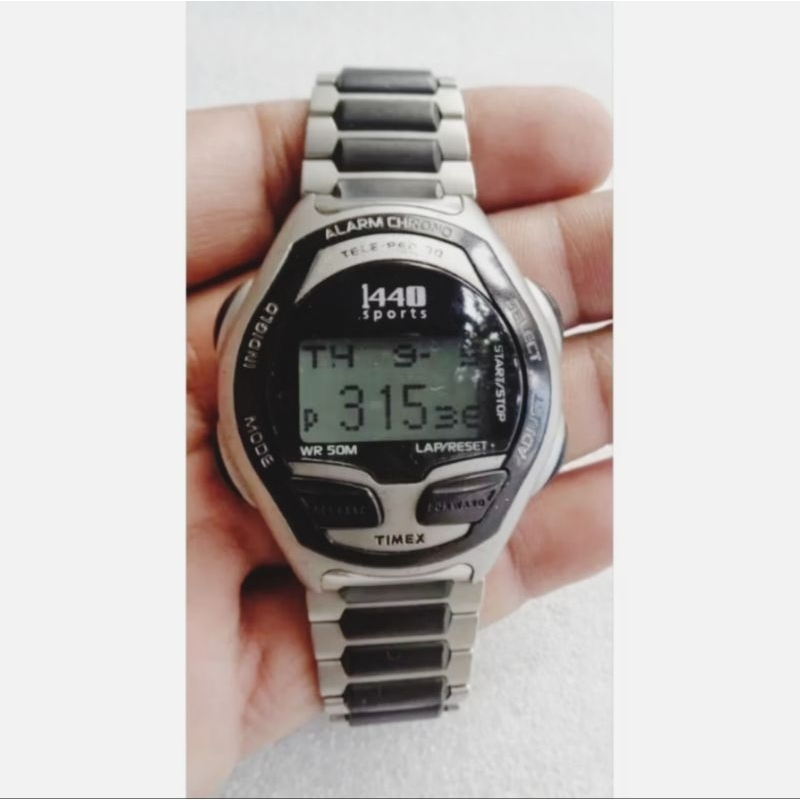relógio timex raríssimo sportivo a prova de mergulho suporta incríveis 50 metros de profundidade na água de mar ou doce.