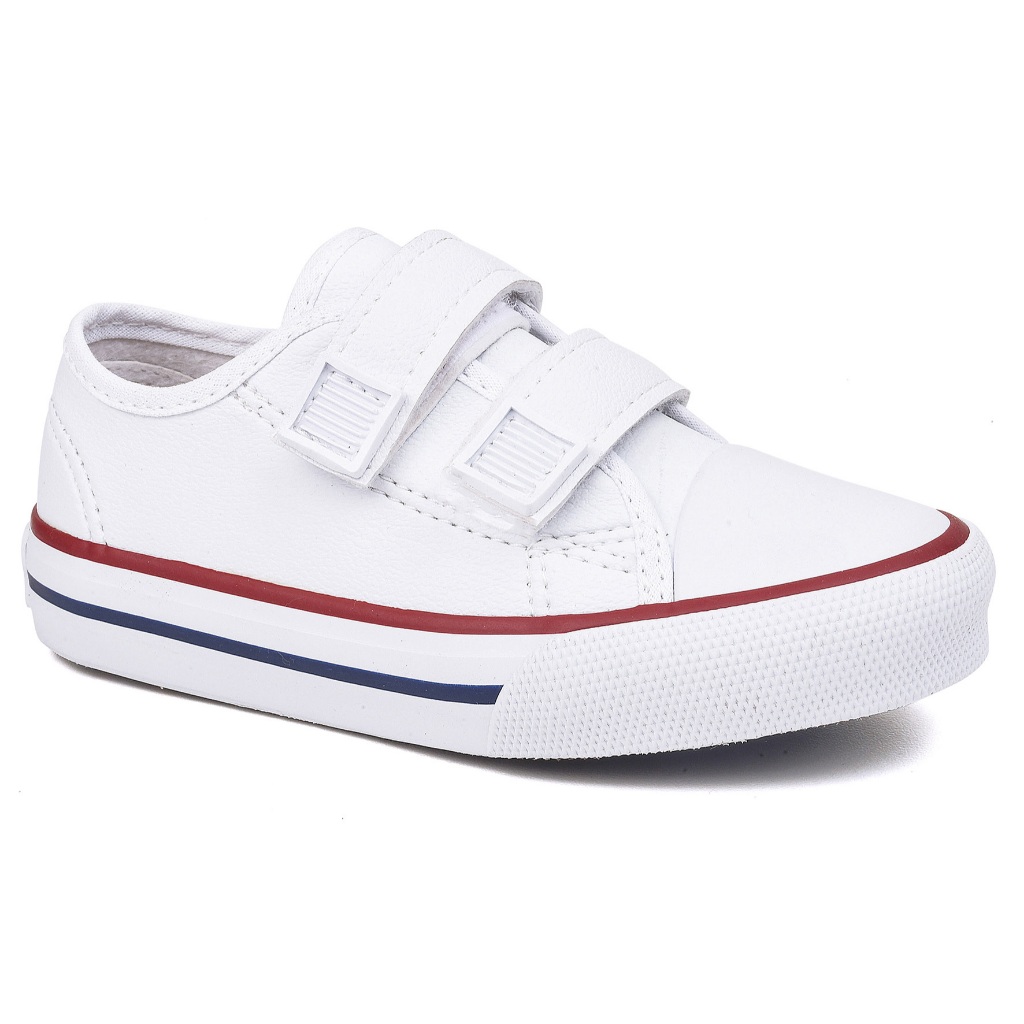 Menina com All Star: Onde Comprar | BuscaProdutos