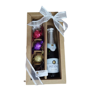 Vinho Moscatel e trufas de chocolate Spinassi de campos do Jordão em Oferta na Shopee