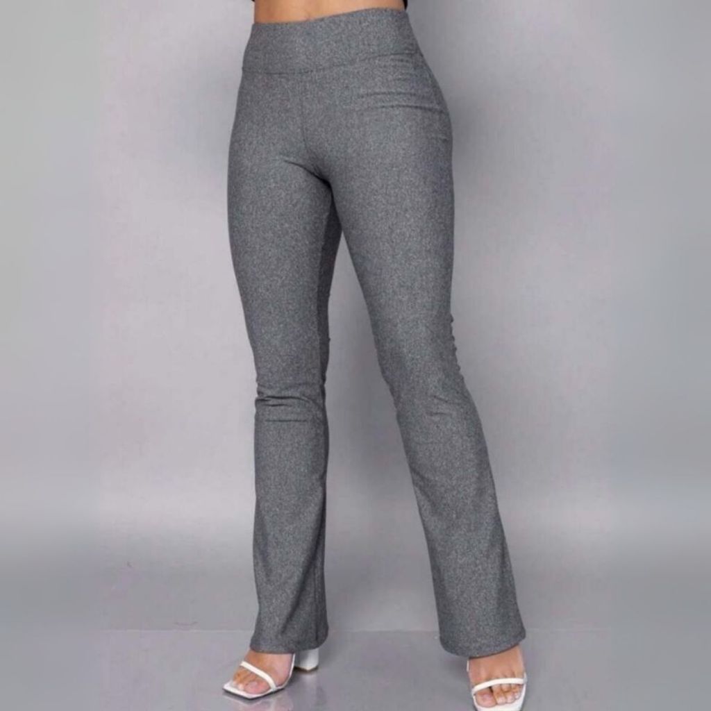 Calça Flare Legging Feminina Academia Modelo Bailarina Boca de Sino Bastante Elastano e Lycra