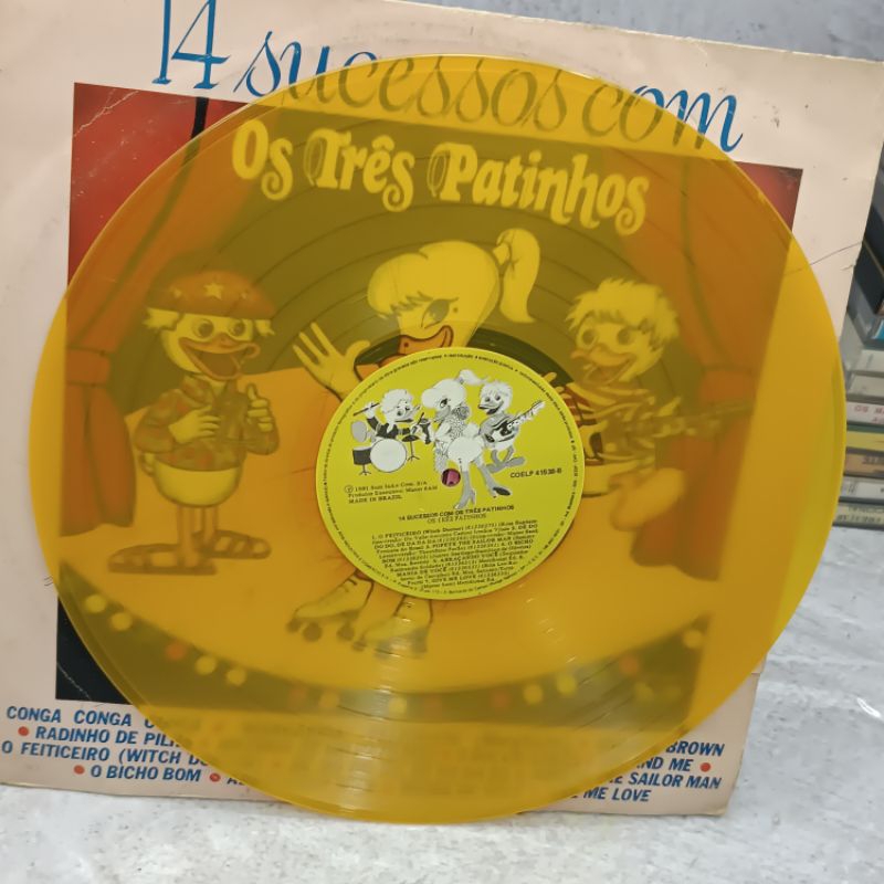 LP 14 sucessos Com os três Patinhos (vinil amarelo de 1981)