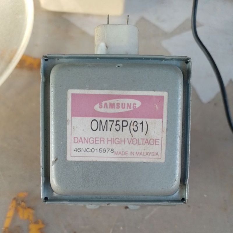 magnetron microondas Panasonic nnst-669wrun leiam descriçao