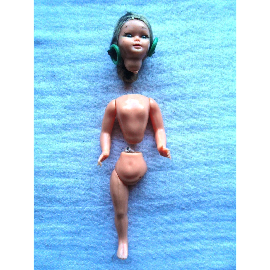 BONECA PEQUENA ANTIGA - MARCA TRIESTE - ANOS 60 - CAMPONESA CIGANA - PEÇAS DE REPOSICAO  - BAQUELITE