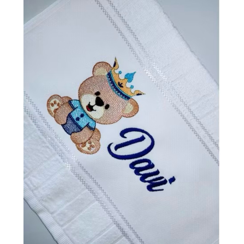 toalha bordada urso príncipe com nome, toalha escolar, toalha infantil