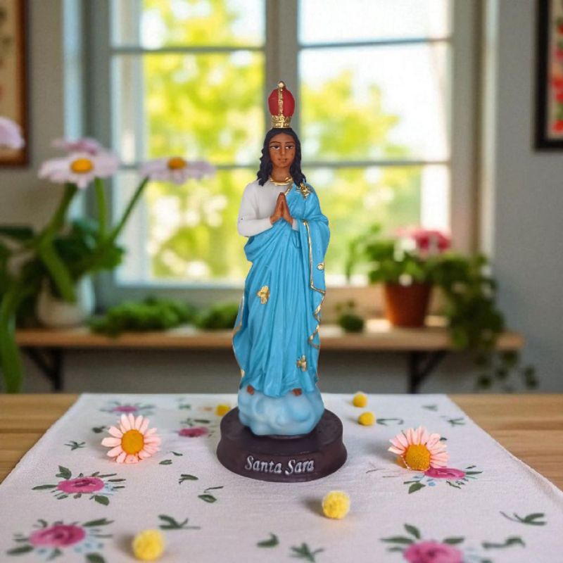 Imagem de Santa Sara 15cm Resina em Oferta na Shopee