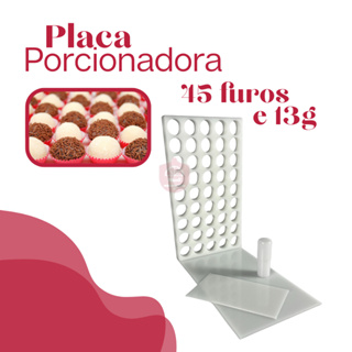 Placa Porcionadora em polietileno 45 furos brigadeiro beijinho doces com espátula casa confeitaria em Oferta na Shopee