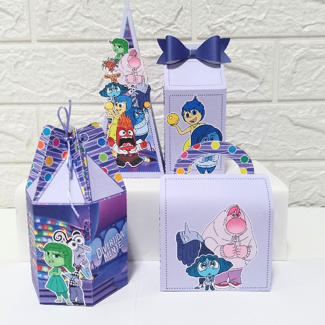 KIT PERSONALIZADO DIVERTIDAMENTE 2/LEMBRANCINHAS PARA FESTA/CAIXAS PERSONALIZADAS.