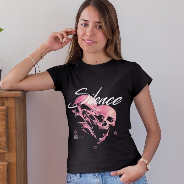 Baby Tee Y2K Feminina- Estampa Silence, Conforto Elástico e Versátil para Primavera/Verão/Outono